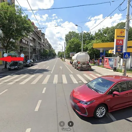 Cozy Center Apartment